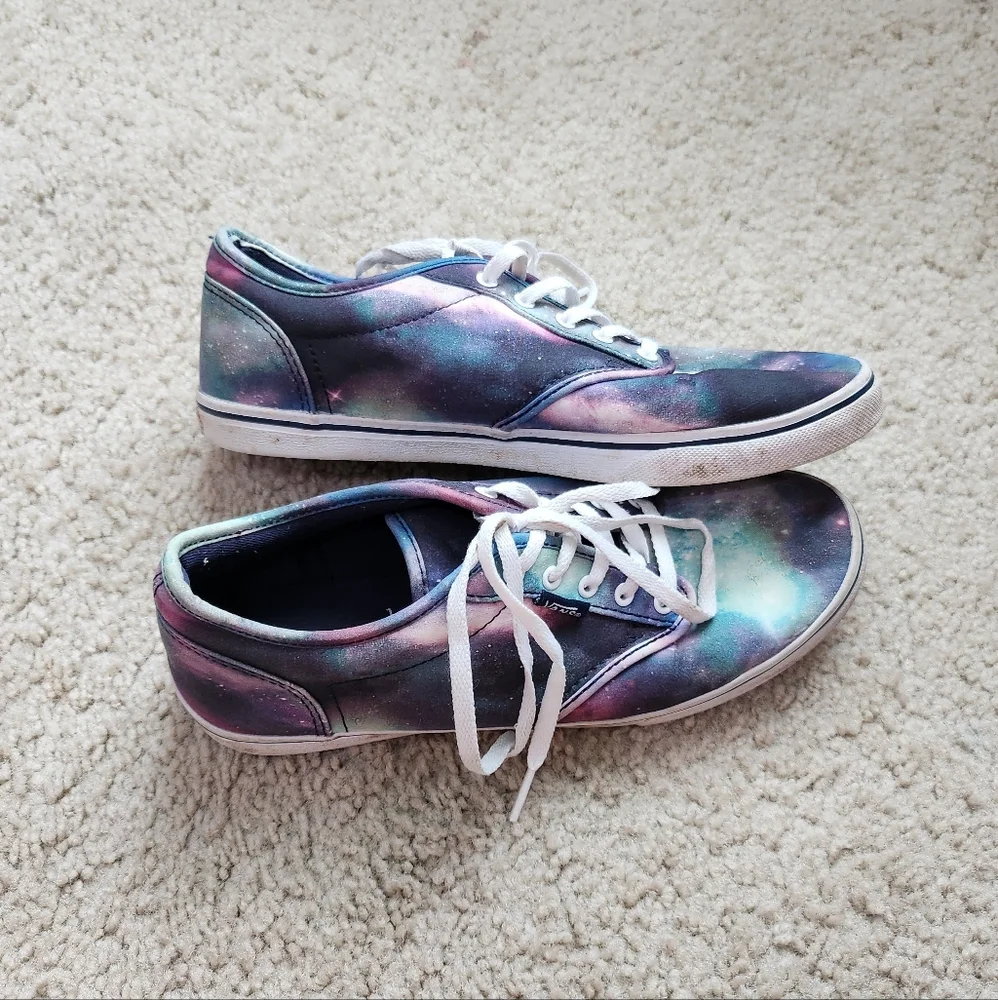 VANS Shoes Galaxy Stars Authentic Lo Pro Women's Size 7 Low Top Lace Up Sneaker